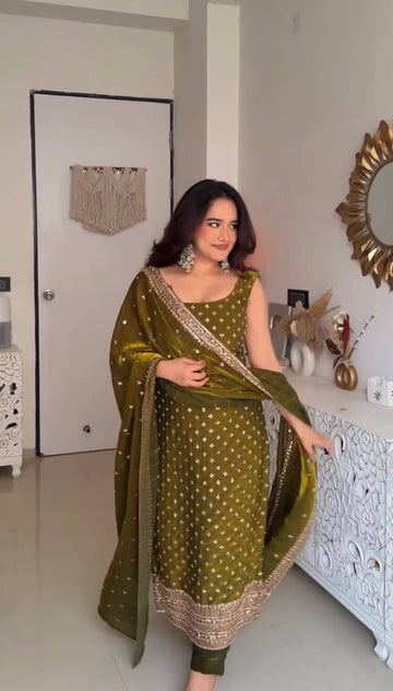 Luxury Embroidered Fendy Silk Ethnic Wear for Women